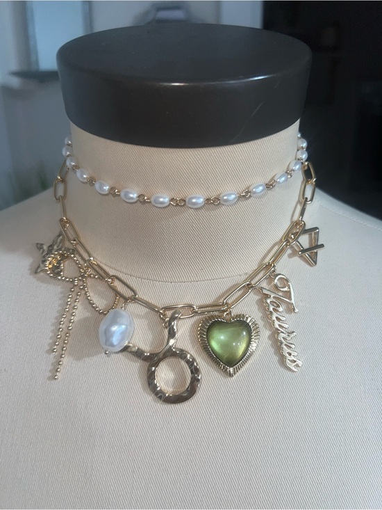 Free People Jewelry - Gold Charm Link Necklace w/Green Heart& Pearl Accent-Jewelry by Free People